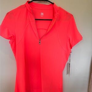 Tail Women's Vibrant Coral Short Sleeve Top